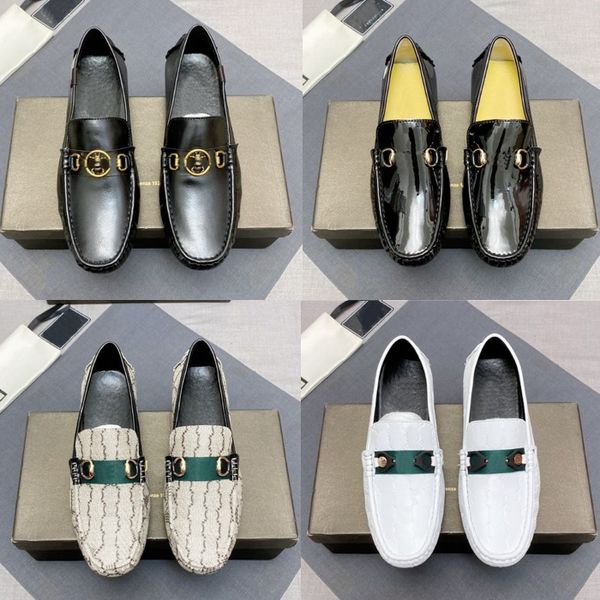 Tasarımcı Loafers Yeni Erkekler Marka Elbise Ayakkabı Klasik Cowhide Katırları Arı Metal Toka Düz Ayakkabı Princetown Mens Luxurys Ayakkabı