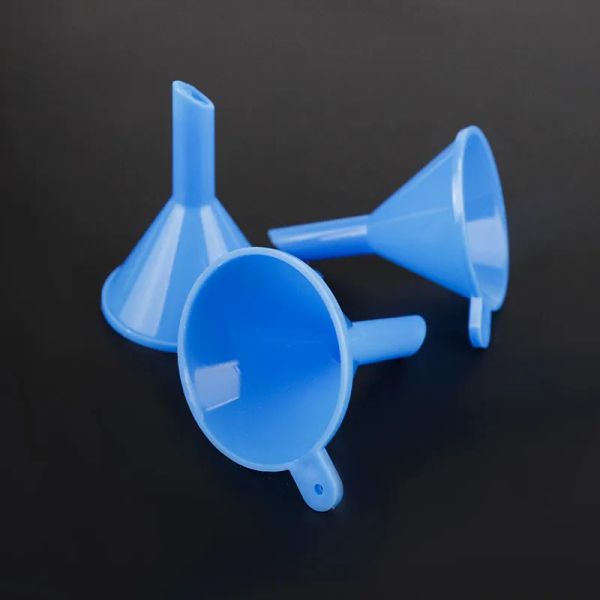 Semplice imbuto in plastica da cucina Mini trasparente piccolo profumo di olio essenziale bottiglia vuota liquido in silicone rosa blu imbuti di riempimento strumenti da bar