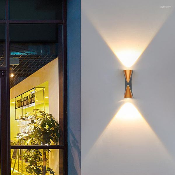 Lampade a parete moderna lampada a led interno camera da letto 2023 Balcone per cortile impermeabile esterno su luci in giù esterne in alluminio