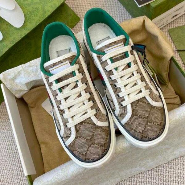 Tênis 1977 Lona Sapatos casuais Estilistas de luxo Sapatos femininos Itália Verde e vermelho Listras Web Sola de borracha Stretch Algodão Tênis masculino cano baixo