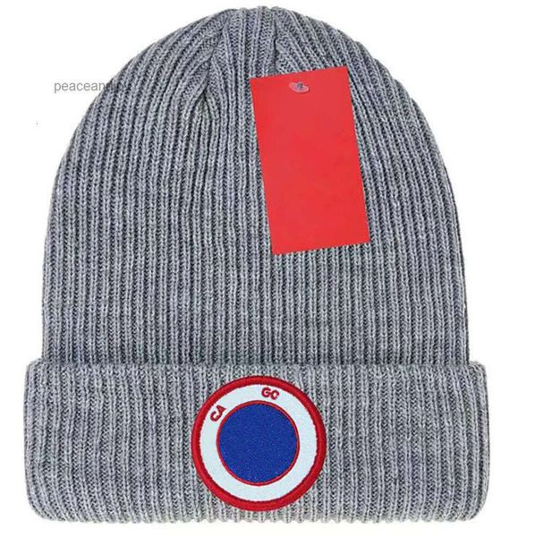 Tasarımcı Beanie Kanada Örgü Şapka Kış Bonnet Mektup Tasarımcı Çınlama Şapkaları Klasik Kış Sıcak Örme Şapkalar Noel Hediyesi 16 Renk Beanie Cap