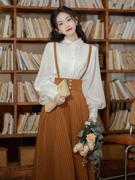 İş Elbiseleri Modern Vintage Style Kadın Kıyafetler Koreli Tasarım Şık Fener Kollu Gündelik Beyaz Gömlek Üstler Çizgili Tank Etek 2 Parça