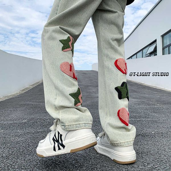 Jeans da uomo Hybskr ricamato carino grafica ins jeans da uomo streetwear pantaloni larghi hip hop maschili denim pantaloni stile americano unisex J230420