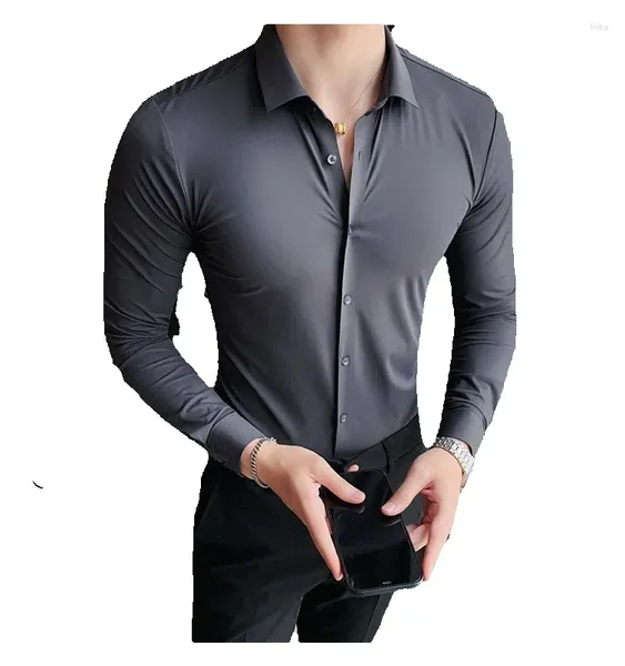 Camisa social masculina de alta qualidade, branca, sedosa, confortável, sem costura. Pregas de borracha sem pressão e camisa sem ferro.