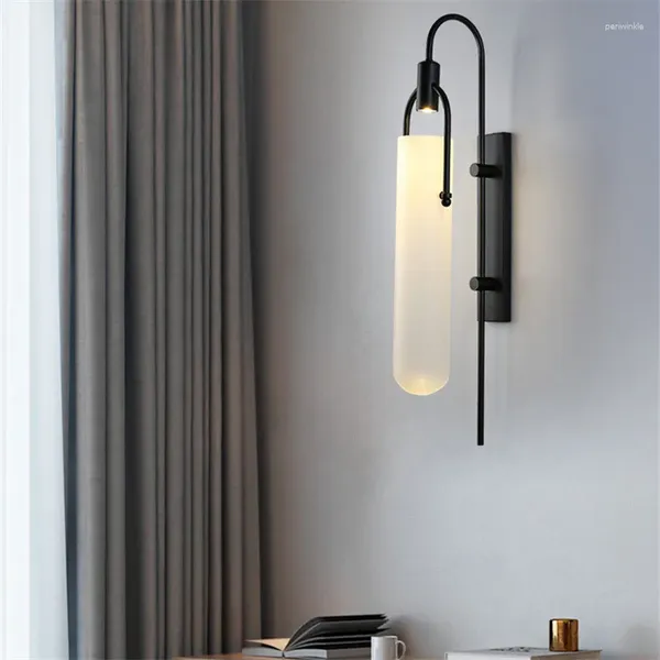 Wandlamp industriële verlichting ontwerp zwart en goud glazen kap voor woonkamer bar restaurant keuken licht