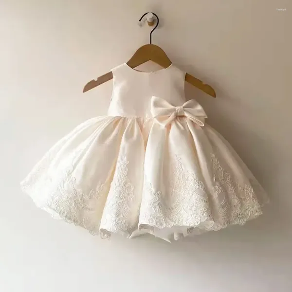 Mädchenkleider Eid Weiß Luxus Glitzer Kinder Party Schichten Ballkleid Prinzessin Kleid Blumenapplikationen Baby