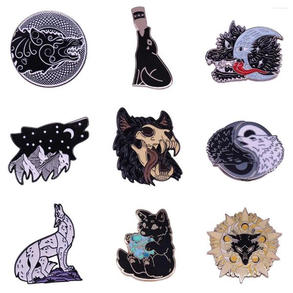 Broches duros esmaltados, alfinetes de lapela de cachorro lobo, chapéu, natureza, animais selvagens, yin yang, crachá, broche gótico preto, presente de joias para meninos, atacado