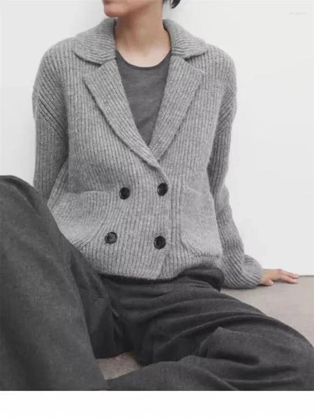 Женские куртки, свитер с карманами, 2023, двубортный однотонный модный вязаный короткий кардиган