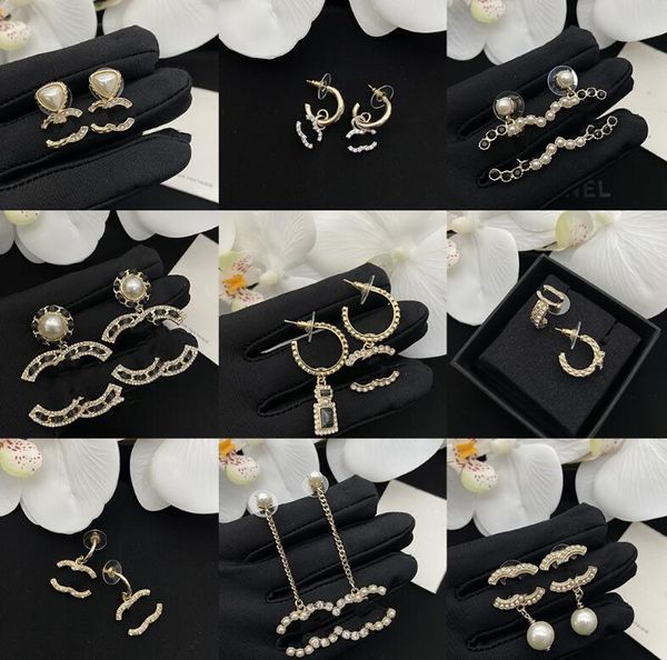 20 Style 18K Altın Kaplamalı Pirinç Bakır Saplama Sarkla 925 Gümüş Lüks Harfler Geometrik Kadın Kristal Rhinestone İnci Tasarımcıları Küpe Düğün Partisi Jewerlry