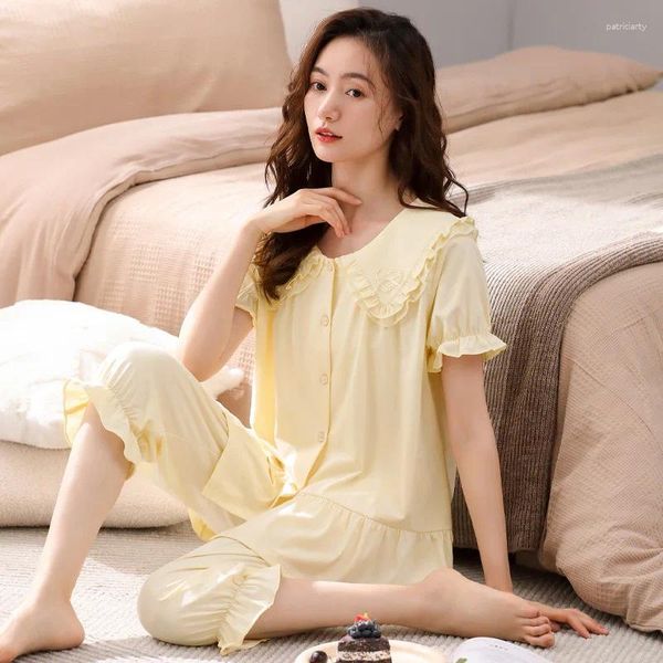 Pijamas femininos de algodão puro para o verão fino manga curta capris conjunto de roupa doméstica