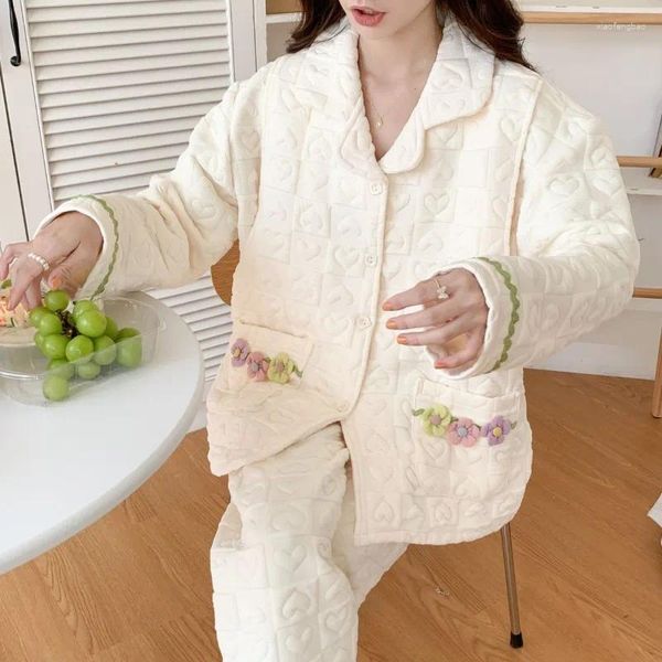 Damen-Nachtwäsche 2024 Mondkleidung Gepolsterter Luftbaumwoll-Sandwich-Pyjama für schwangere Frauen Herbst mütterliches Stillen Liegender V-Ausschnitt