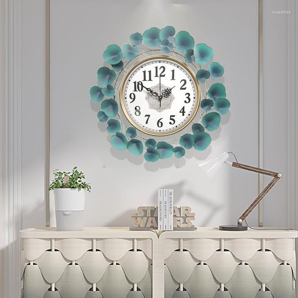 Relógios de parede sala de estar redonda da casa europeia Relatch Relatch Relógios criativos modernos Entrada silenciosa decoração caseira simples azul