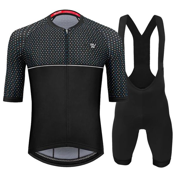 Set di maglie da ciclismo Raudax Set di abbigliamento da ciclismo estivo da uomo Abbigliamento da ciclismo traspirante per mountain bike Ropa Ciclismo Verano Tute da triathlon 231120