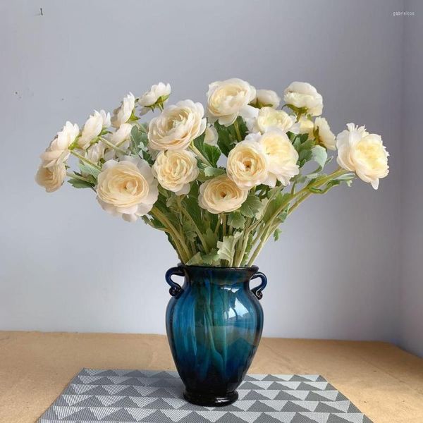 Dekorative Blumen 3 Köpfe Künstliche Ranunculus Asiaticus Rose Seidenflores für Zuhause Tischdekoration Gefälschte Blume