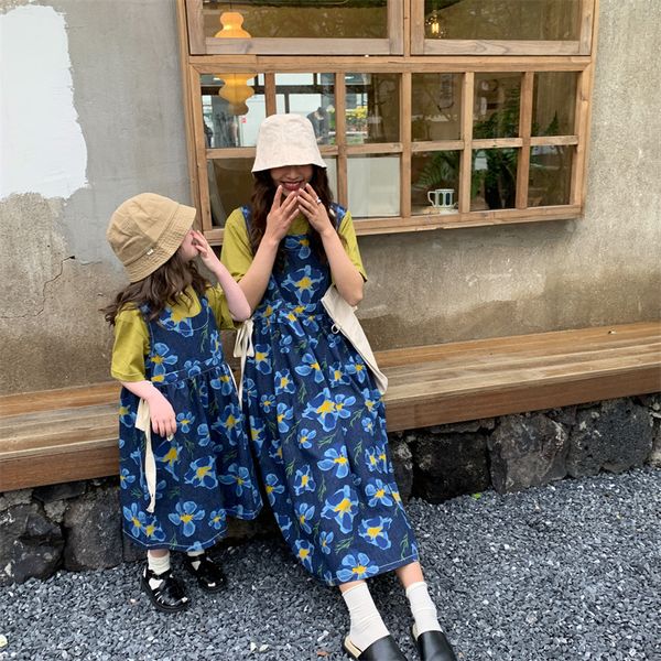 Família combinando roupas de verão Mãe de 2 a 12 anos, filha, mãe, garotas, garotas da família combinando roupas de manga curta de manga curta.