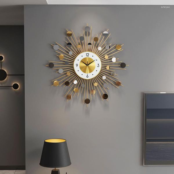 Orologi da parete Orologio semplice e moderno Ampio soggiorno Rotondo Meccanismo artistico in metallo di lusso leggero nordico Reloj Pared Decorazione della casa