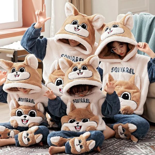 Aile Eşleşen Kıyafetler Kış Kışla Kalın Parentchild Pijamas Set Erkekler Anime Sweetwear Yetişkin Karikatür Kedi Pijamaları Kore Hoodie Takımlar 231121