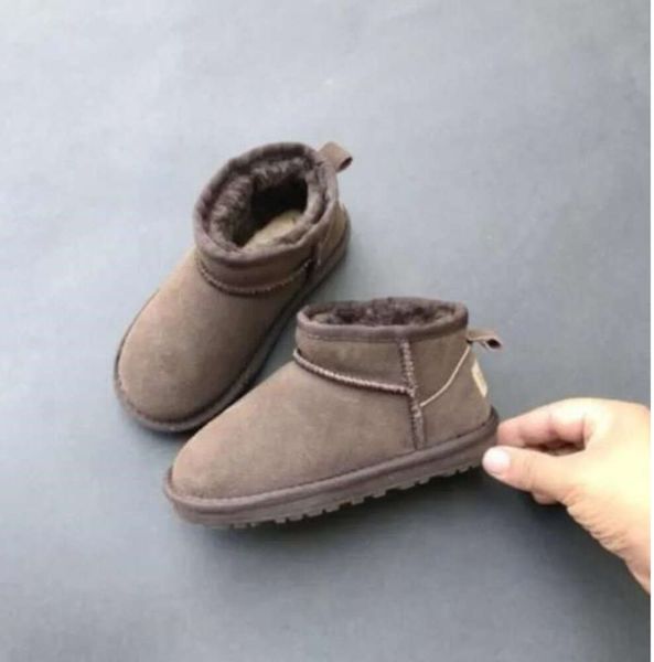 2024 Neue Stiefel UGGsity Kids Australia Schneestiefel Designer Kinderschuhe Winter Classic Ultra Mini Botton Baby Jungen Mädchen Ankle Booties Kid Fur FD118