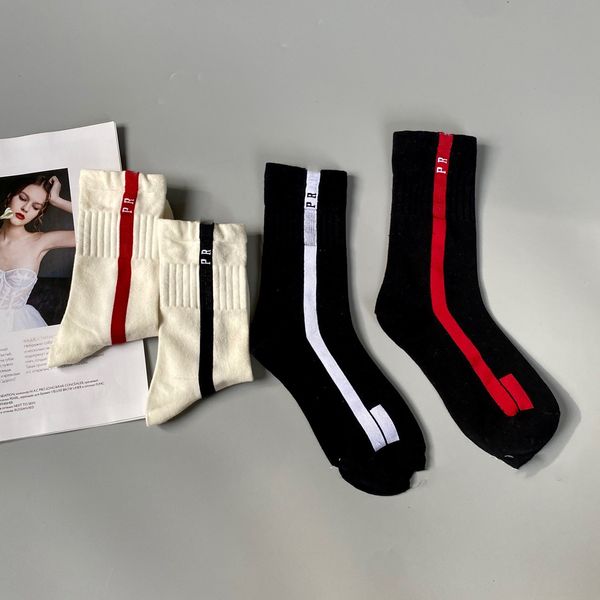 Kadınlar SOAKLAR KIRILI TÜP MİYASI İLE KIRMIZI ÇOCUKLAR MİYE MARKA SADECE SOCKS SİYAH BEYA KOŞLU RENK SAĞLIKLARI SAĞLIKLARI SOCKS