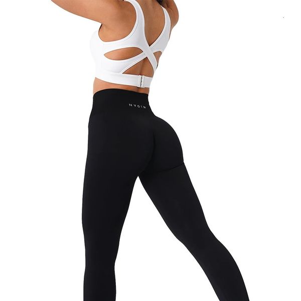 Yoga Outfit NVGTN Sólido Pernas Sem Costura Mulheres Exercício Macio Apertado Fitness Set Calças Cintura Alta Ginásio Vestindo Spandex 231121