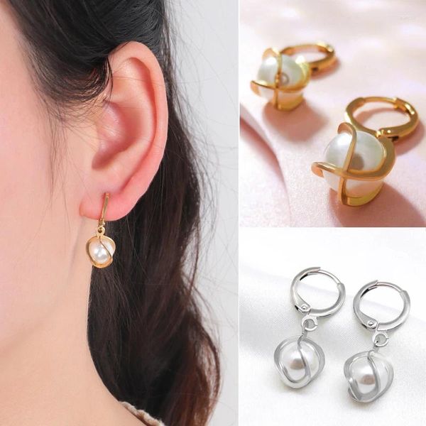 Ohrhänger aus 18-Karat-vergoldetem Silber mit eingefasster Perle und baumelndem Tropfen-Ohrstecker