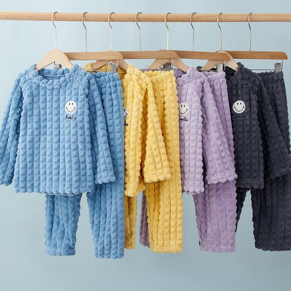 Pigiama per bambini autunno e inverno Set pigiama per la casa in flanella ispessita con design per il viso Set caldo per ragazzi e ragazze invernali