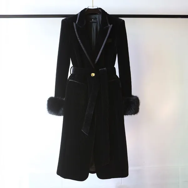 Maniche in pelliccia, cappotto trapuntato in velluto dorato, colletto da abito, cappotto in cotone scozzese a rombi, cappotto lungo con lacci in vita slim fit da donna