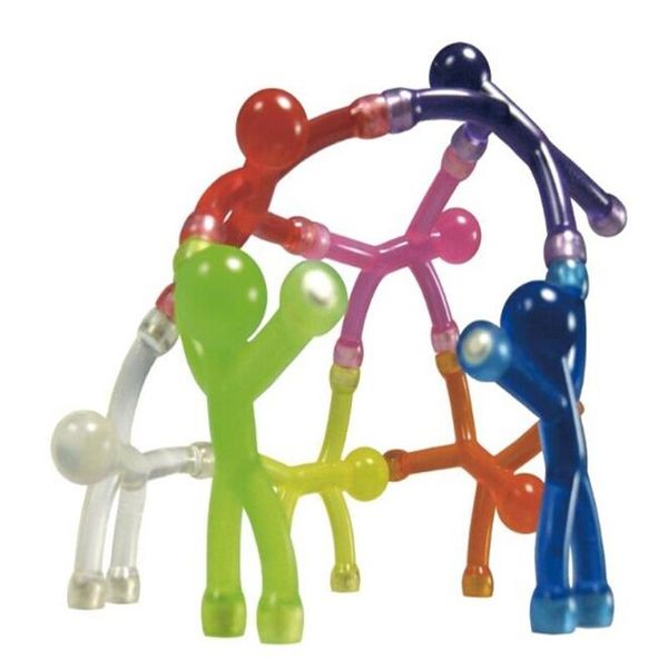 Ganze 10 Stück Neuheit Mini Flexible Q-Man Magnet Magnetisches Spielzeug Biegsame Figuren mit magnetischen Händen und Füßen, die Papiere halten 268f