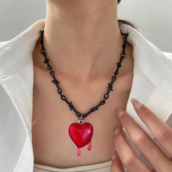 Anhänger Halsketten Gothic Blutiges Herz Halskette Damenmode Pagan Hexe Schmuck Accessoires Geschenk Vampir Dorn Choke Ring