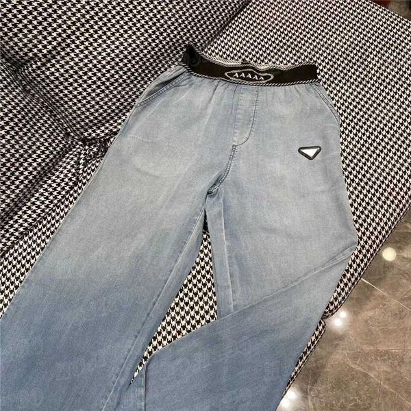 Pontas de tamanho grande feminino Designer Metal Metal Clenge Jeans Jeans Pant Letter Falha de pernas largas Hiphop Style Troushers 7Blt