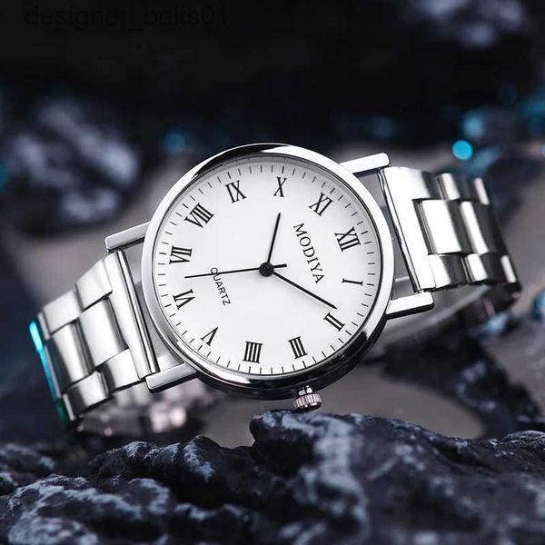 Andere Uhren Mode Damen Es Legierung Band Frauen Römische Skala Luxus Quarz Handgelenke Silber La Dress ClockL231122