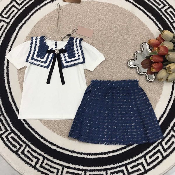 Set gonna 23ss bambini abiti firmati set per bambini ragazze Puro cotone Navy bavero stampa logo T-shirt manica corta Gonna in chiffon pieghettato Vestiti per bambini di alta qualità