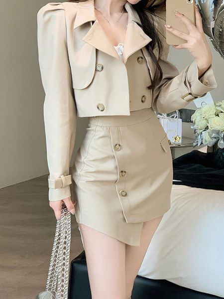 Платье с двумя частями винтажное пиджак с двумя частями юбки набор женщин Сплошная элегантная повседневная мини -юбка костюм женская корейская мода Y2K Дизайнерская юбка набор 230422