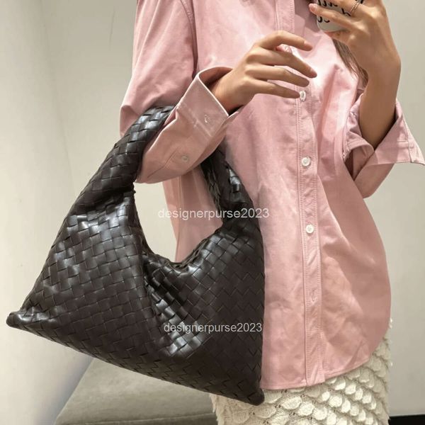 Borsa a tracolla Hop Tote Borsa Botegas Venete Jodie Lady Borsa a tracolla Color cioccolato Polso di grande capacità Sotto le ascelle Borsa in vera pelle