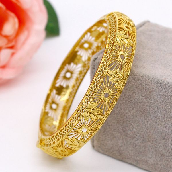 Frauen-Armband-Armband-festes reales 18k Goldfarbe-Nahost-Indien-hohle Blumen-und Gras-Muster-Dame-Schmucksache-Geschenk