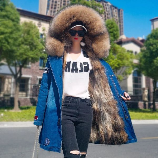 Kadın Kürk Faux Fur Maomaokong Gerçek Raccoon Kürk Matapı Yaka Denim Kış Ceketleri Kış Ceketleri Kadın Parkas Kapşonlu Gerçek Tavşan Kürk Astarı Kadın Ceket