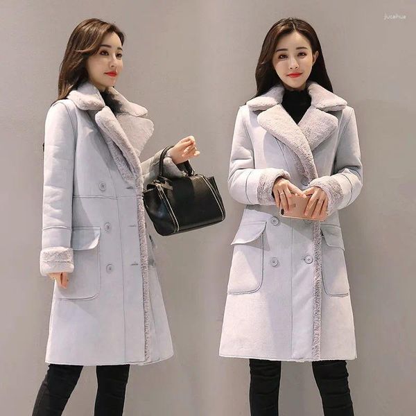 Trench da donna 2023 Cappotto di pelliccia di agnello per le donne Coreano Inverno Peluche e pelle scamosciata spessa Media lunghezza Risvolto Outwear Moda Allentato di grandi dimensioni