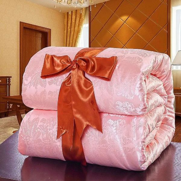 Set di biancheria da letto Nordic Natural Mulberry Luxury Silk Comforter Piumino Twin Queen King Full Size Coperta in cotone Trapunta Coppia in Filler 231122