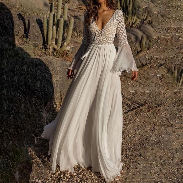 Lässige Kleider Frauen Lange Aufflackernärmel V-Ausschnitt Weißes Kleid Hohl Boho Spitze Mesh Maxi Urlaub Chic Frühling Sommer Elegant Weiblich