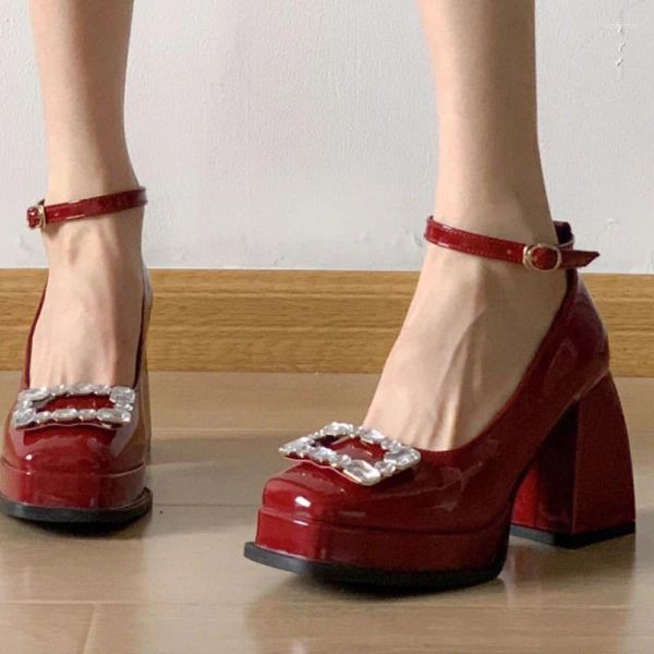 Elbise ayakkabıları kadın pompaları 2023 Sonbahar Moda Yüksek Topuklu Kadın Kore tarzı çok yönlü Mary Jane Chunky Topuk Rhinestones Buckle Party
