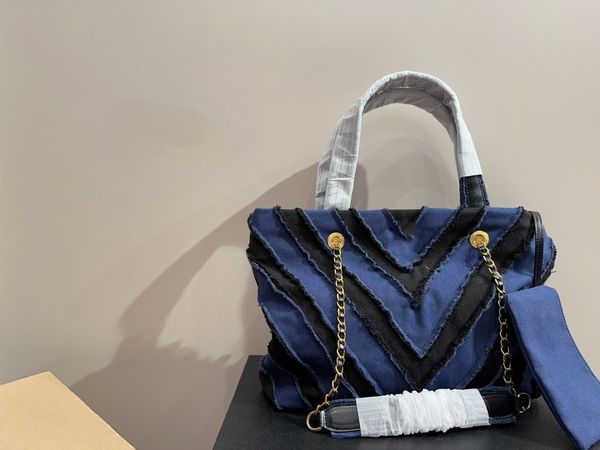 V-Muster-Denim-Einkaufstasche Frauen Mode Shopping Satchels Umhängetaschen Leinwand Ketten Crossbody Messenger Taschen Hobo Handtasche Luxus Designer Geldbörse Hüllkurve Brieftasche