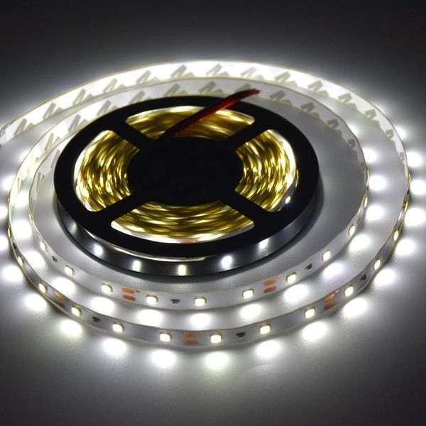 Tiras 5m/10m/20m RGB LED Faixa 2835 Flumbil Flexible D'água de 5m/roll 12V 300LEDS Fita de fita colorida Decoração doméstica Lamplada