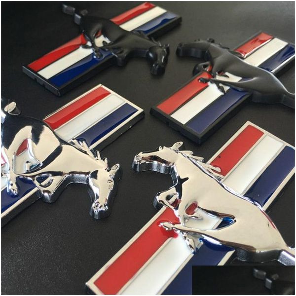 Adesivos de carro 1 par 3D ouro cromo metal mustang correndo cavalo fender lateral emblema decalque traseiro tronco emblema decoração adesivo carro-styli dhel0