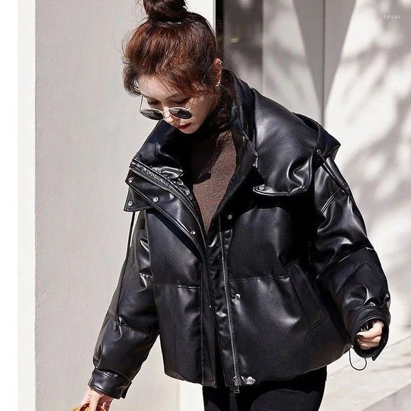 Couro feminino 2023 promoção pele de carneiro curto jaqueta para mulheres pequeno solto com capuz versão coreana pato branco lavagem livre inverno coa