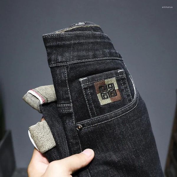 Jeans da uomo 2023 Estate sottile elastico sottile piccolo piede pantaloni ricamo High-end Casual tutto-fiammifero tendenza dritto Cargo