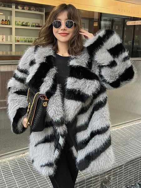 Frauen Pelz Mode Zebra Gestreiften Faux Mäntel Für Frauen Luxus Revers Langarm Plüsch Strickjacke Jacken 2023 Winter Weibliche streetwear