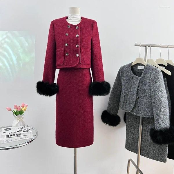 Рабочие платья, небольшой шерстяной комплект с ароматом, женский осенне-зимний двубортный плюшевый короткий пальто, юбка средней длины, из двух предметов, высокое качество
