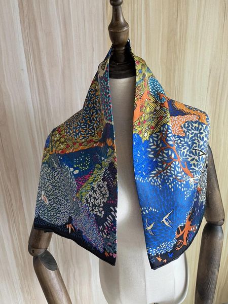 Шарфы 2023, модный брендовый шелковый шарф с синим деревом, квадратная шаль 90 см, саржевая накидка для женщин, женский хиджаб
