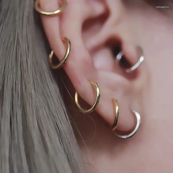 Orecchini a cerchio Semplici di varie dimensioni Cerchi in acciaio inossidabile a cerchio tondo per donna Uomo Gioielli per piercing all'orecchio con lobo color oro