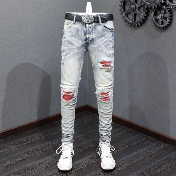 Herrenjeans High Street Fashion Männer Retro Washed Blue Stretch Skinny Ripped Red Leather Patched Designer Hip Hop Markenhosen